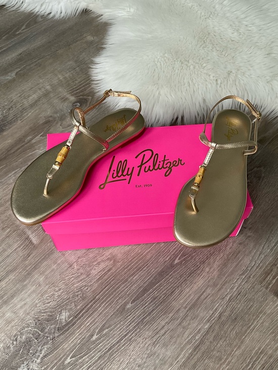 Lilly Pulitzer Shoes - 💛 LILLY PULITZER Leena Gold T-Strap Sandal